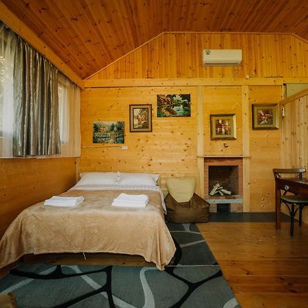 River Land Cottages Tskhmorisi Bagian luar foto